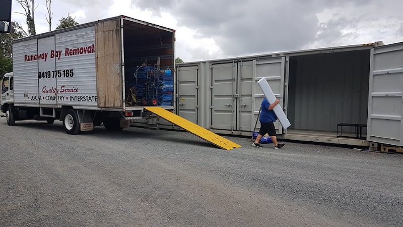 Runaway Bay Removals