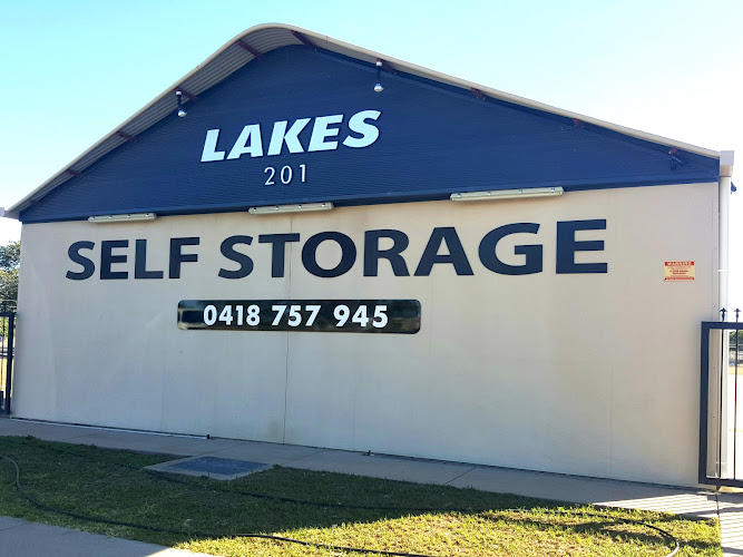 Lakes Self Storage